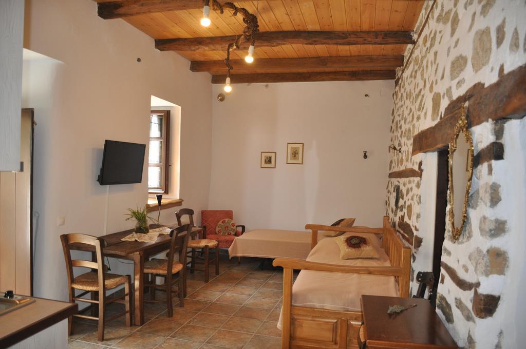 Sabouko Guest House Візіца Екстер'єр фото